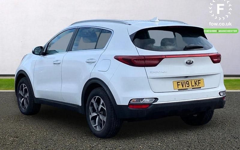 Used Kia Sportage Play 136 HP (100 kW) 2019 White SUV