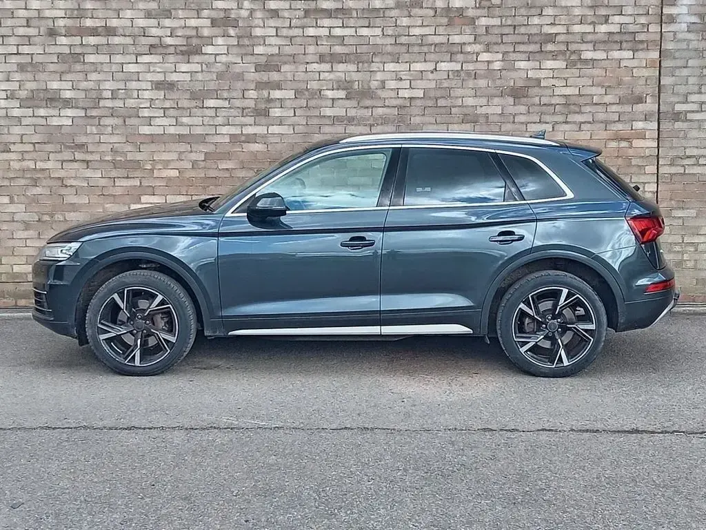 Used Audi Q5 Sport 190 HP (139 kW) 2019 Grey SUV