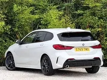 Used BMW 118 M Sport 140 HP (102 kW) 2020 White Hatchback