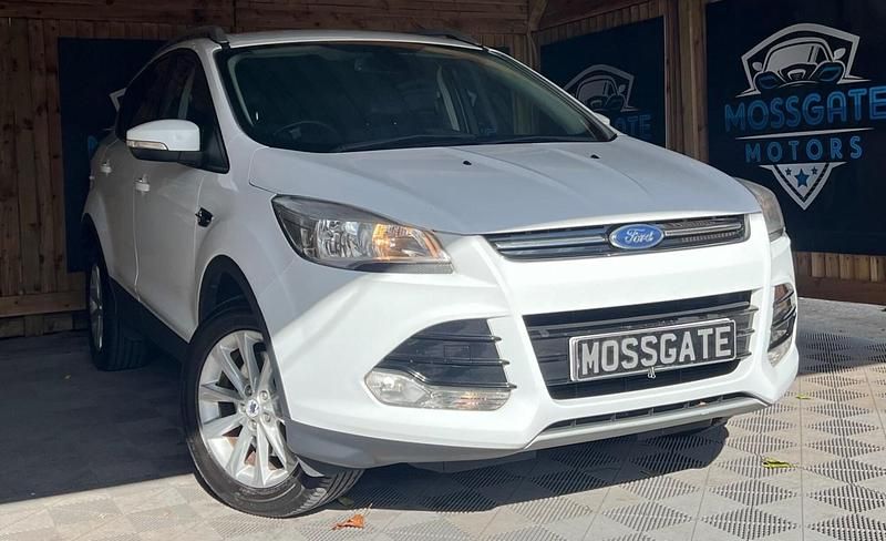 White Used 2015 Ford Kuga Titanium SUV | £5,990 (Fair price) - Image 1/4