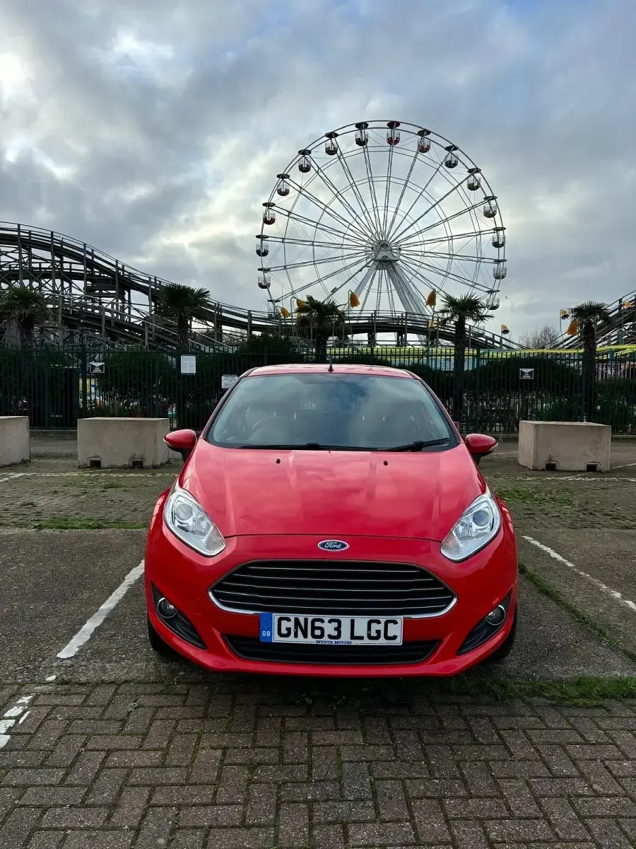 Used Ford Fiesta Zetec 2013 Red Hatchback