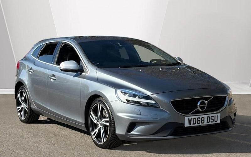 Second-hand Volvo V40 R-Design 152 CP (111 kW) 2018 Hatchback