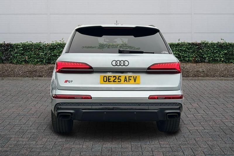 Used Audi Q7 Black Edition 281 HP (206 kW) 2023 Grey SUV