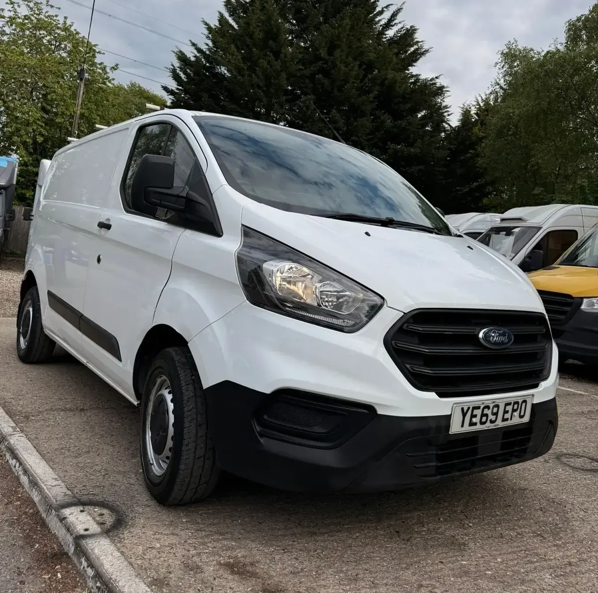 Used Ford Transit Custom 2019 White