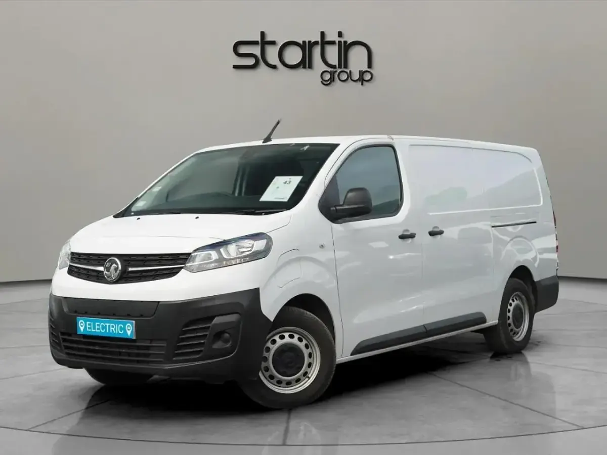 Używany Vauxhall Vivaro 98 kW (134 KM) 2025 Biały Minivan