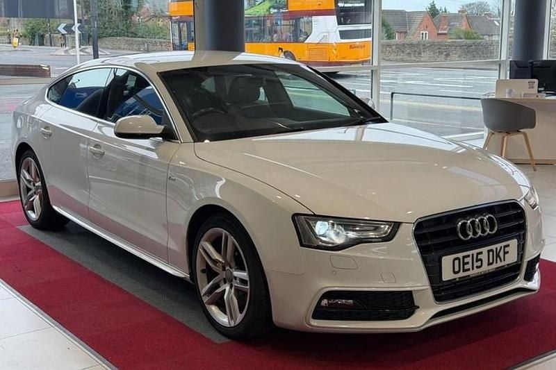 Used Audi A5 Sportback S-Line 177 HP (130 kW) 2015 White Hatchback