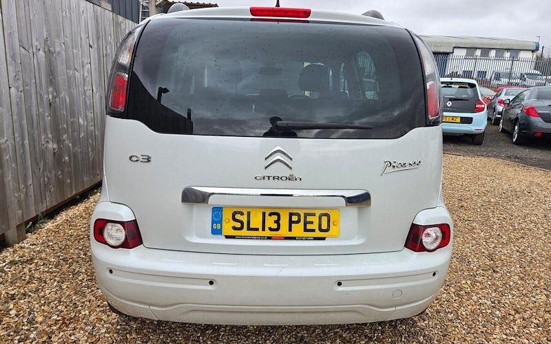 Used Citroën C3 Exclusive 120 HP (88 kW) 2015 MPV