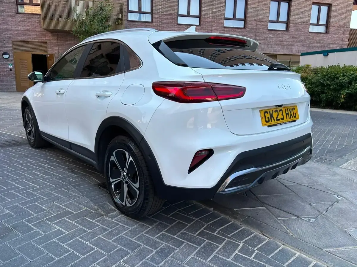 Used Kia XCeed 141 HP (103 kW) 2023 White SUV