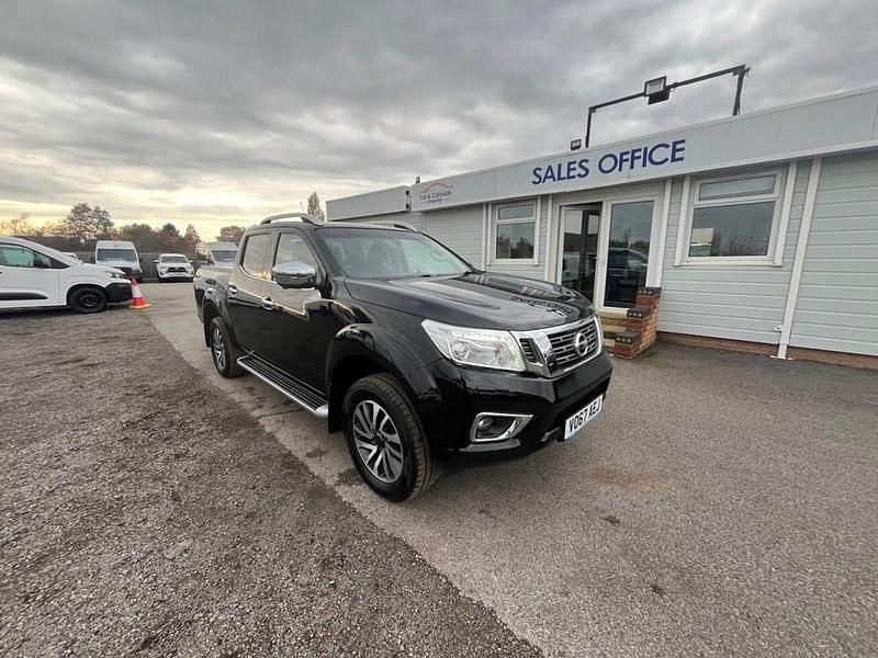Black Used 2017 Nissan Navara Tekna Pickup | £10,250 (Super price) - Image 1/4