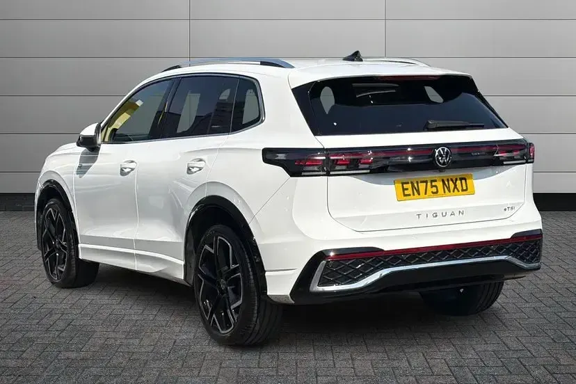 Used VW Tiguan R-line 150 HP (110 kW) 2026 White SUV