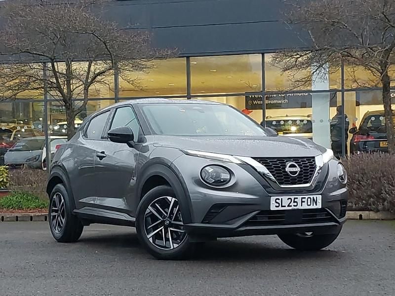 Used Nissan Juke N-Connecta 114 HP (83 kW) 2025 Grey SUV