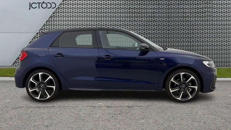 Used Audi A1 Black Edition 114 HP (83 kW) 2025 Blue SUV