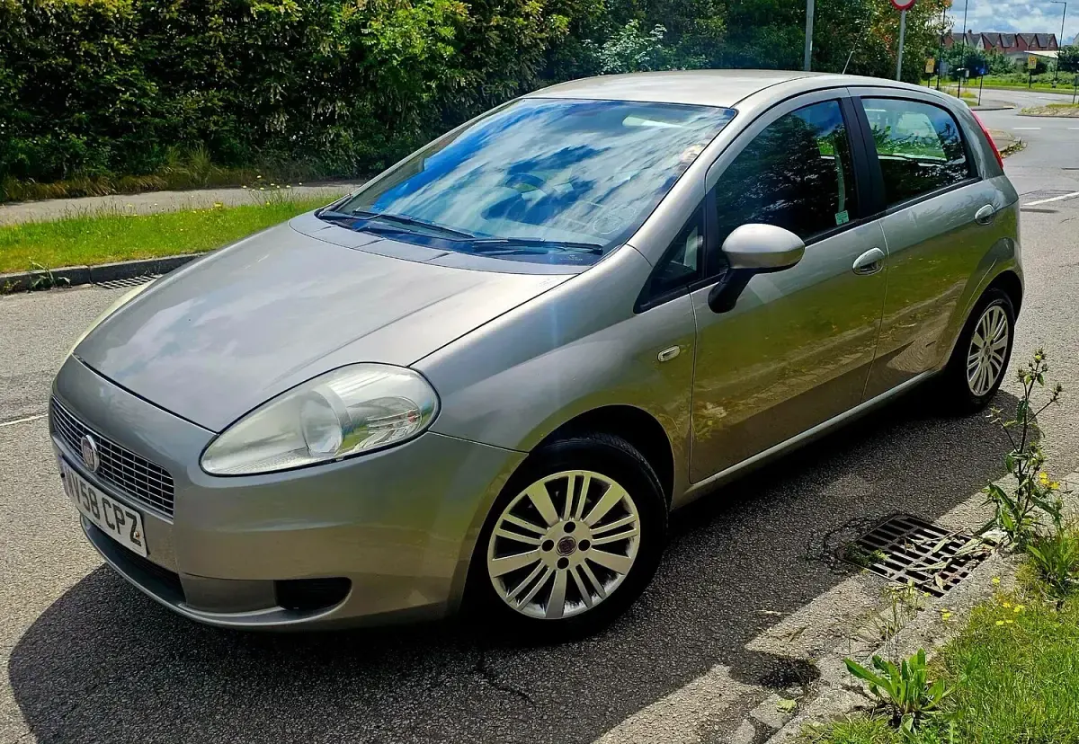 Used Fiat Grande Punto Dynamic 2008 Grey Hatchback