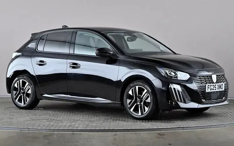 Gebraucht Peugeot 208 Allure 101 PS (74 kW) 2025 Kleinwagen