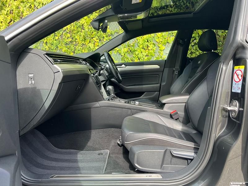 Used VW Arteon R-line 190 HP (139 kW) 2019 Grey Hatchback