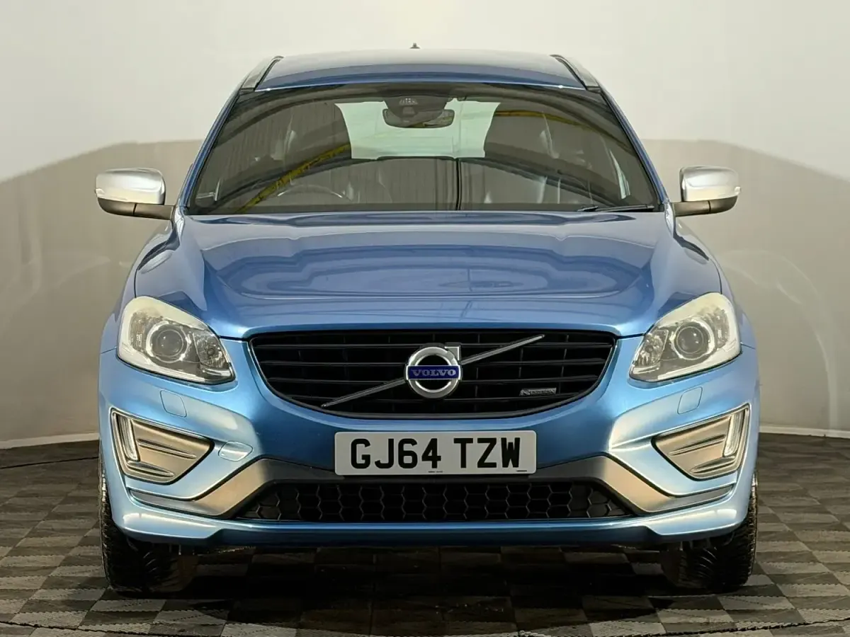Used Volvo XC60 R-Design 215 HP (158 kW) 2014 Blue SUV