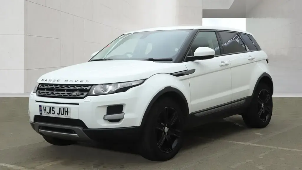 Used Land Rover Range Rover evoque Pure 2015 White Estate