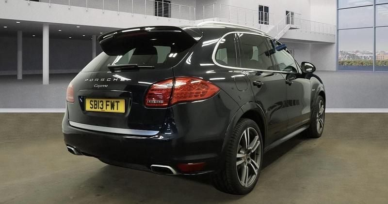 Used Porsche Cayenne 245 HP (180 kW) 2013 Black SUV