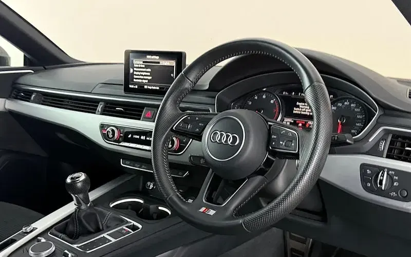 Used Audi A5 S-Line 190 HP (139 kW) 2018 Grey Coupe