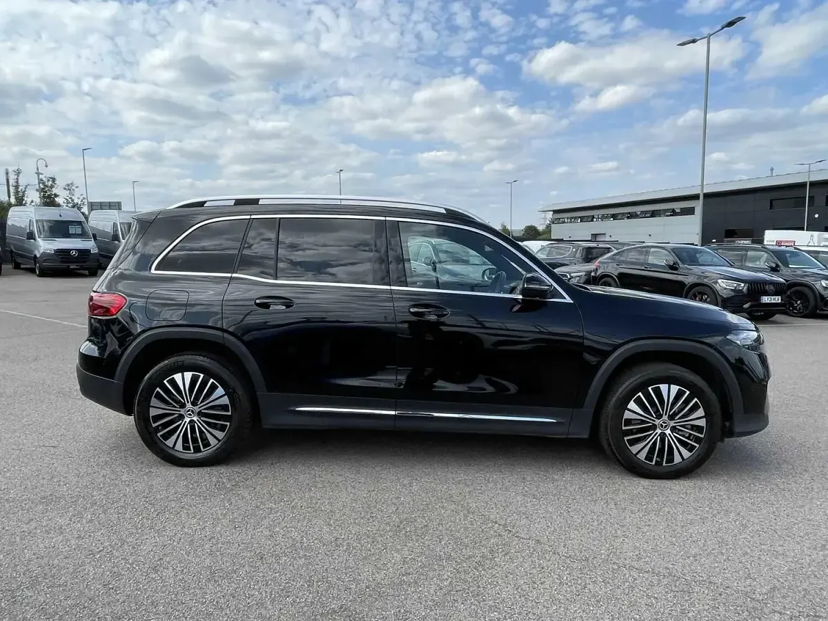 Used Mercedes EQB250+ Executive 139 kW (190 HP) 2024 Black SUV