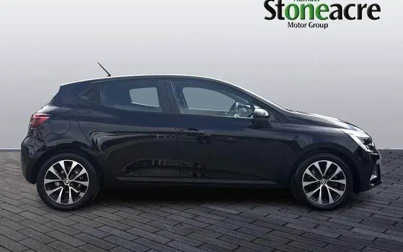 Used Renault Clio Evolution 145 HP (106 kW) 2023 Black Hatchback