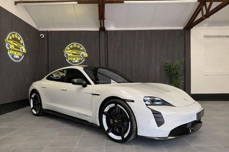 Used Porsche Taycan Performance Package 559 kW (761 HP) 2020 White Sedan