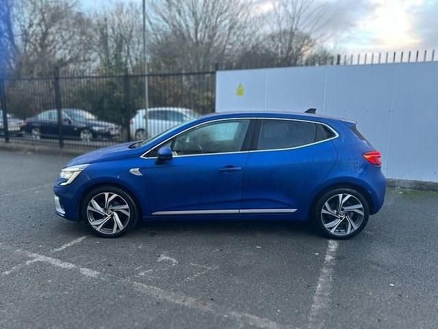 Used Renault Clio V RS Line 90 HP (66 kW) 2022 Blue Hatchback