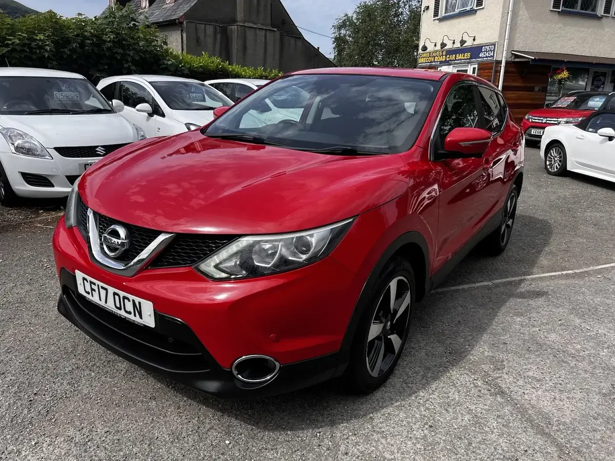 Used Nissan Qashqai N-Connecta 110 HP (80 kW) 2017 SUV
