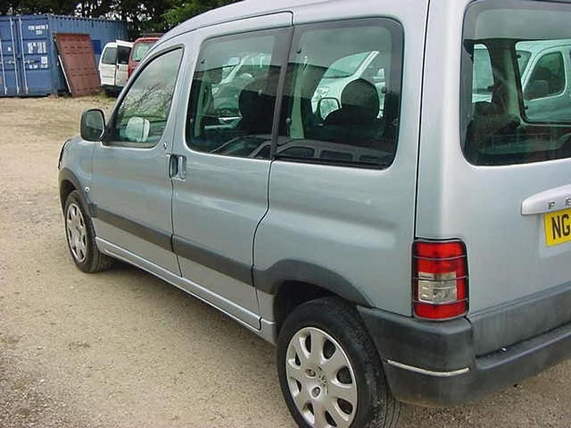 Used Peugeot Partner 88 HP (64 kW) 2006 Silver MPV