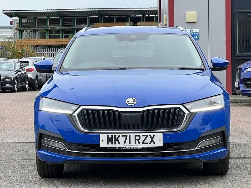 Used Skoda Octavia SE L 116 HP (85 kW) 2021 Blue Estate