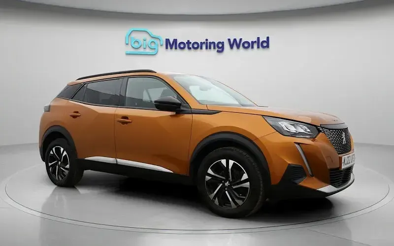 Used Peugeot 2008 Allure Premium 101 HP (74 kW) 2022 Orange SUV