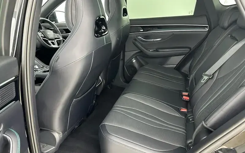 Used BYD Seal U Comfort 218 HP (160 kW) 2024 Black SUV