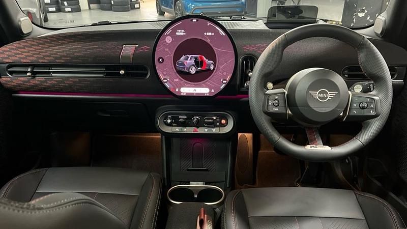 Used Mini Cooper S Hatch 201 HP (147 kW) 2025 Black Hatchback