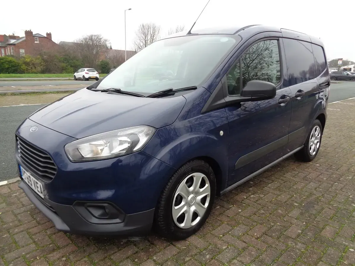 Used Ford Transit Courier Trend 2019 Blue Van