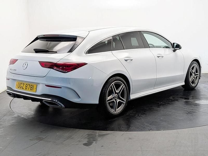 Used Mercedes CLA200 Shooting Brake AMG line 161 HP (118 kW) 2021 White Estate