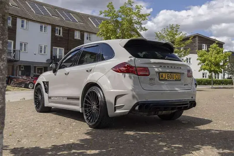 Used Porsche Cayenne Turbo 650 HP (478 kW) 2010 Grey SUV