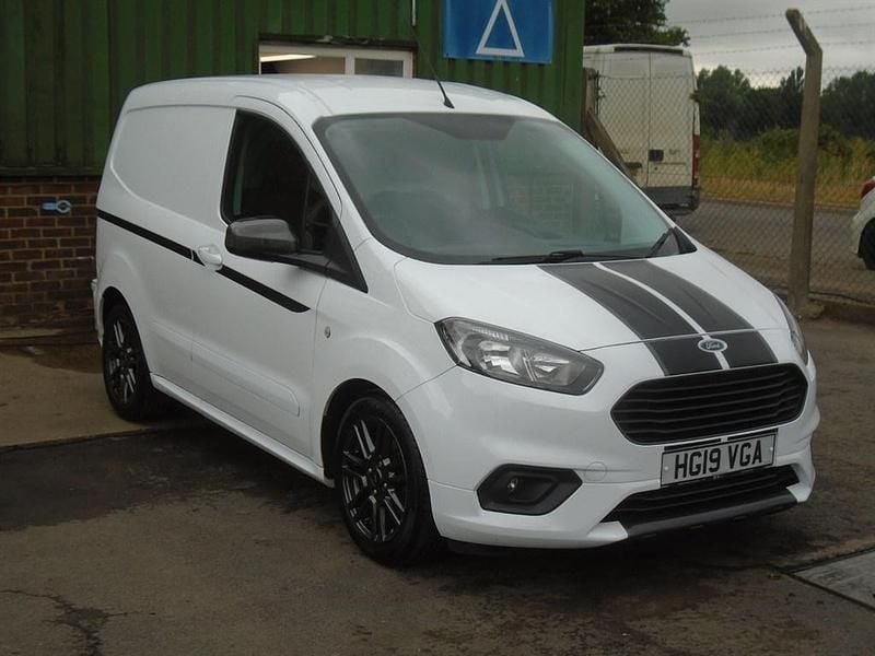 Used Ford Transit Sport 100 HP (73 kW) 2019 White Van