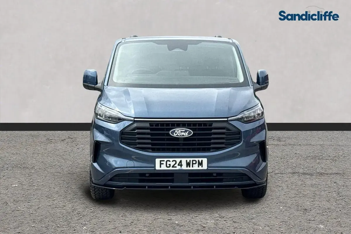 Used Ford Transit Custom Limited 150 HP (110 kW) 2021 Blue metallic Van