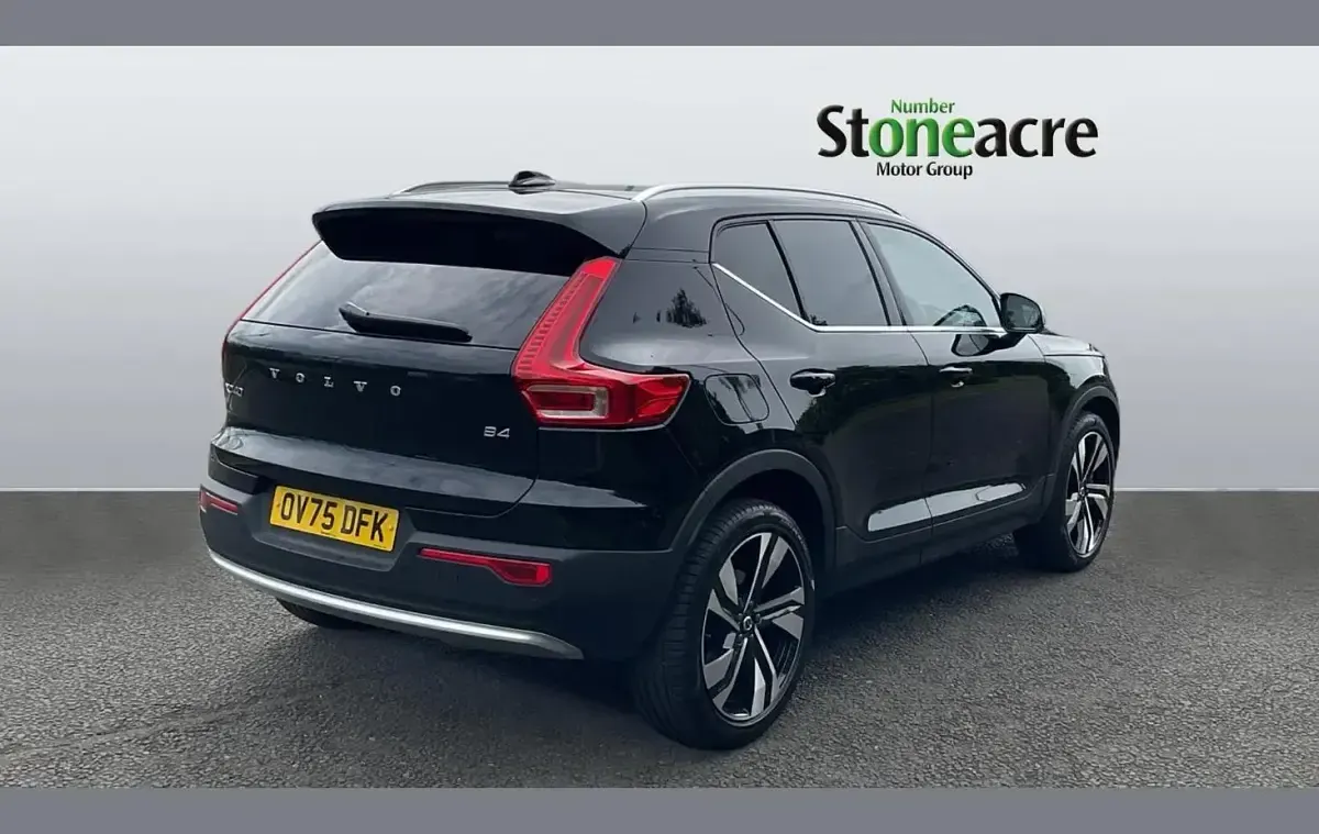 Used Volvo XC40 Ultra 194 HP (142 kW) 2025 Black SUV