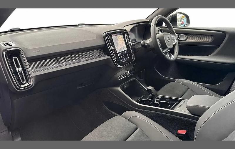 Used Volvo EC40 Ultra 325 kW (442 HP) 2025 Blue SUV