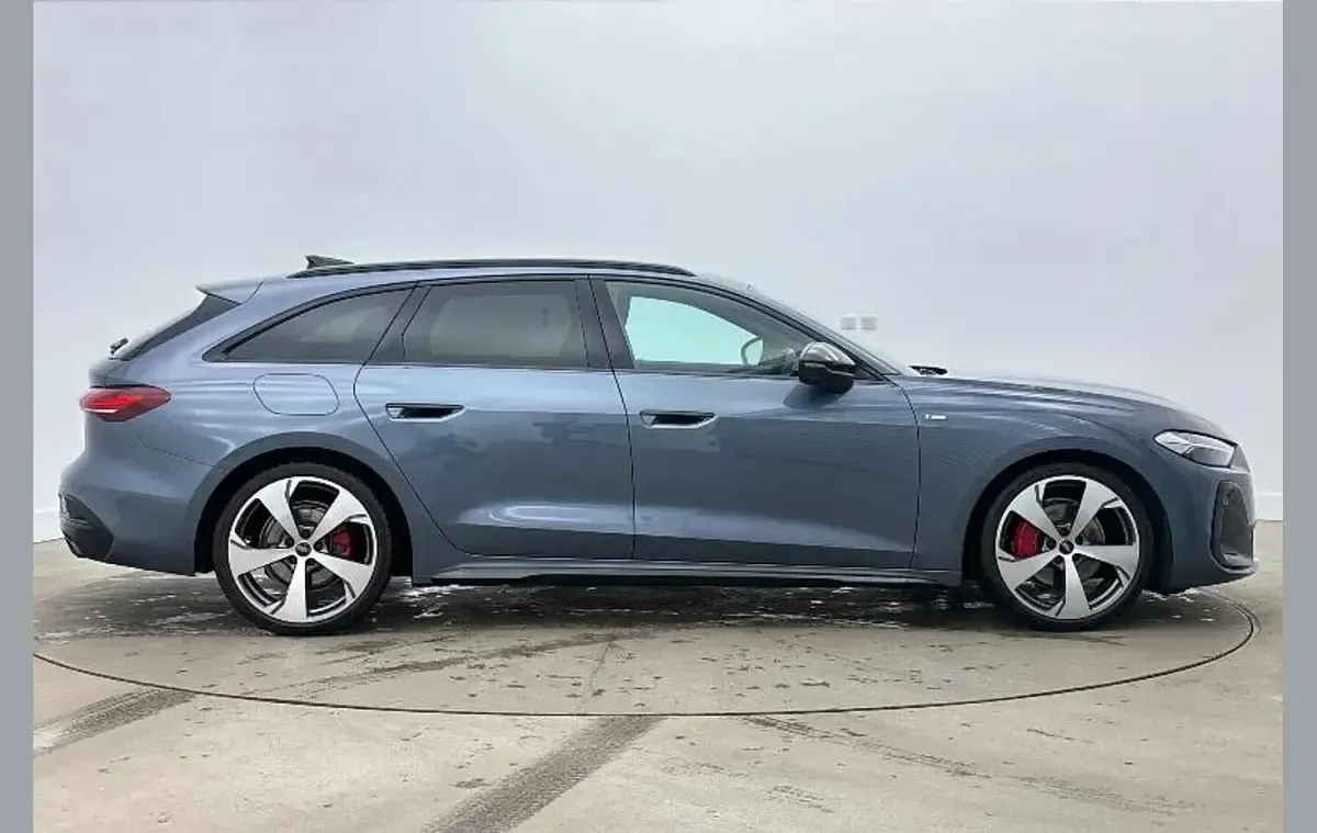 Used Audi A5 Advanced 147 HP (108 kW) 2025 Blue Estate