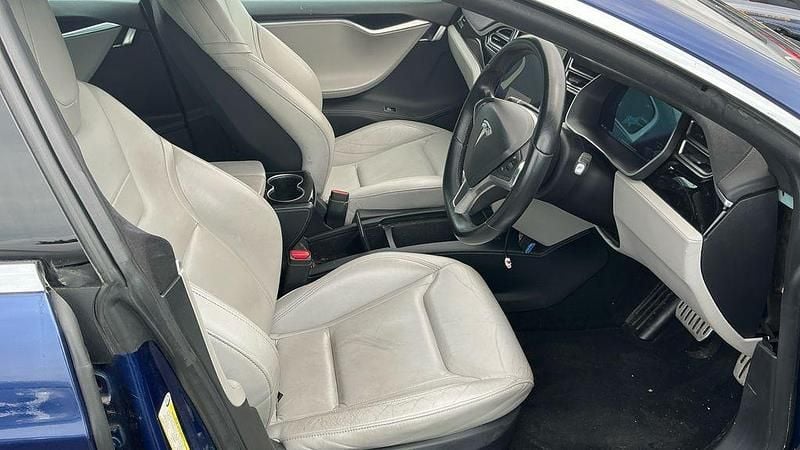 Used Tesla Model S Performance 443 kW (603 HP) 2016 Blue Hatchback