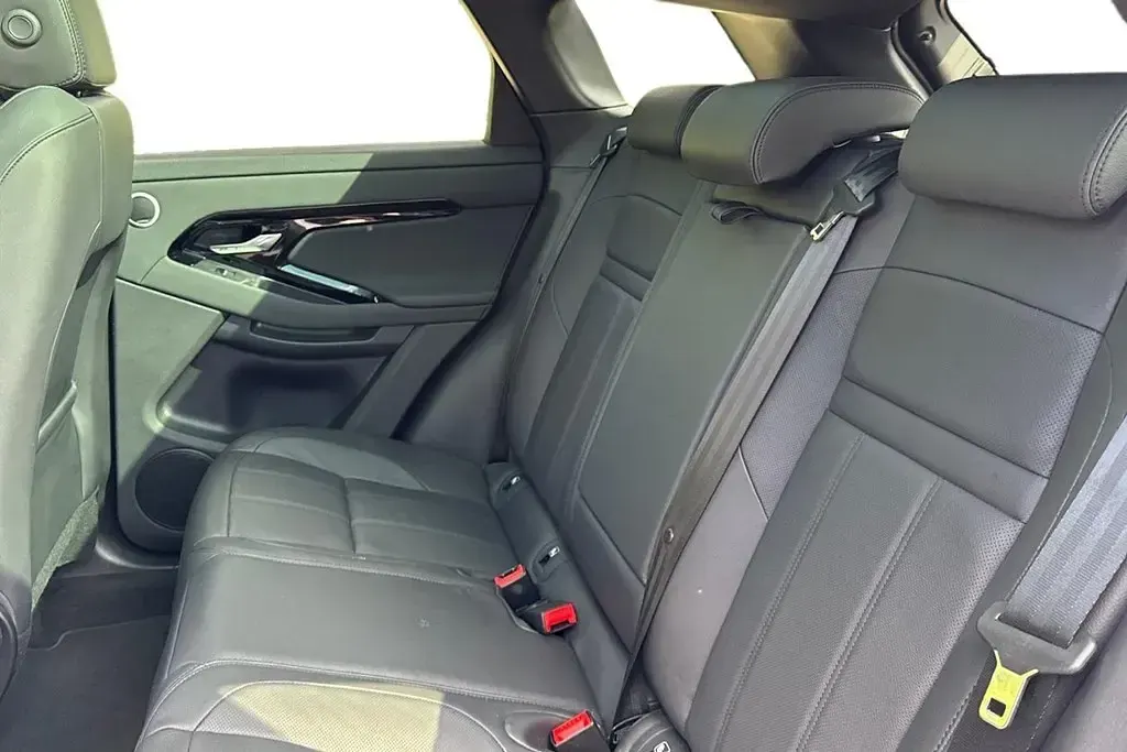 Used Land Rover Range Rover evoque SE Dynamic 2025 Grey SUV