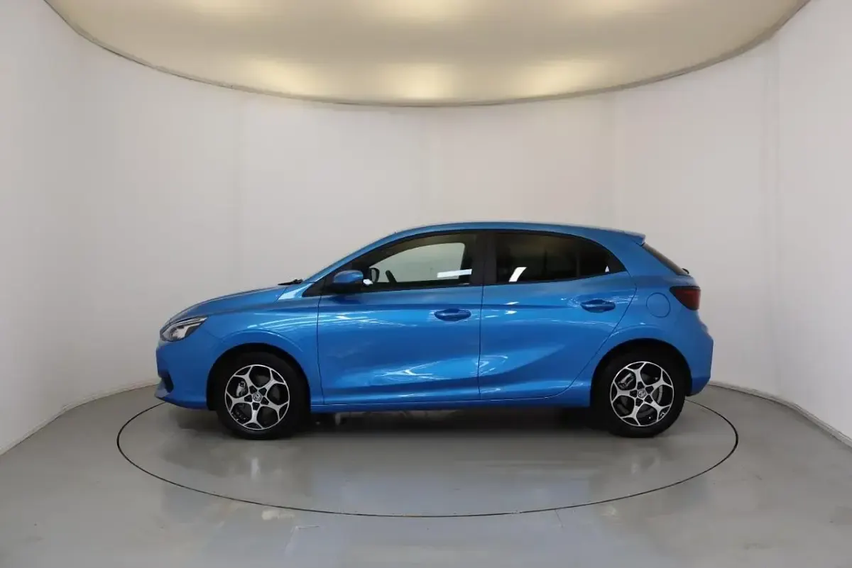 Used MG MG3 Trophy 191 HP (140 kW) 2025 Blue Hatchback