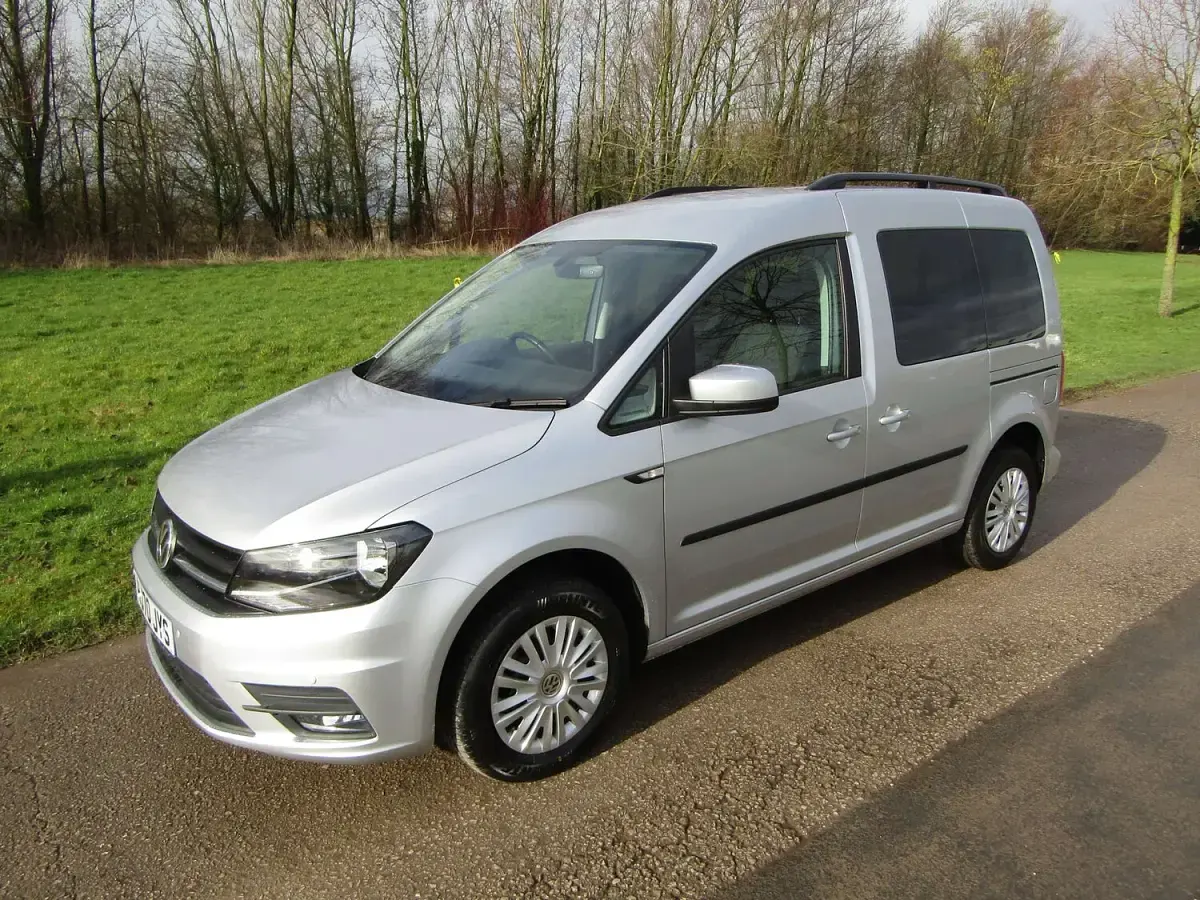 Used VW Caddy Life 122 HP (89 kW) 2020 Silver MPV