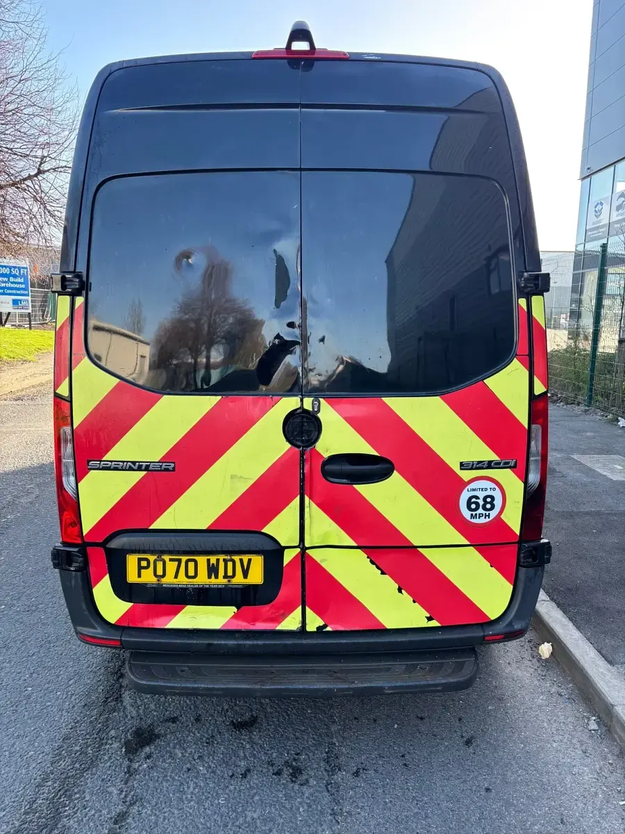 Begagnad Mercedes Sprinter 2020 Svart Van