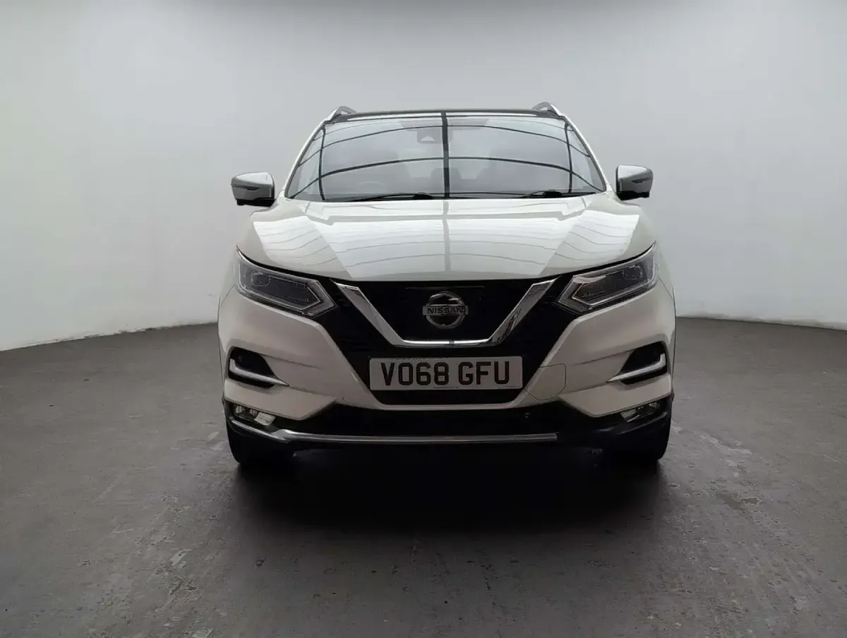 Used Nissan Qashqai Tekna+ 115 HP (84 kW) 2018 White SUV