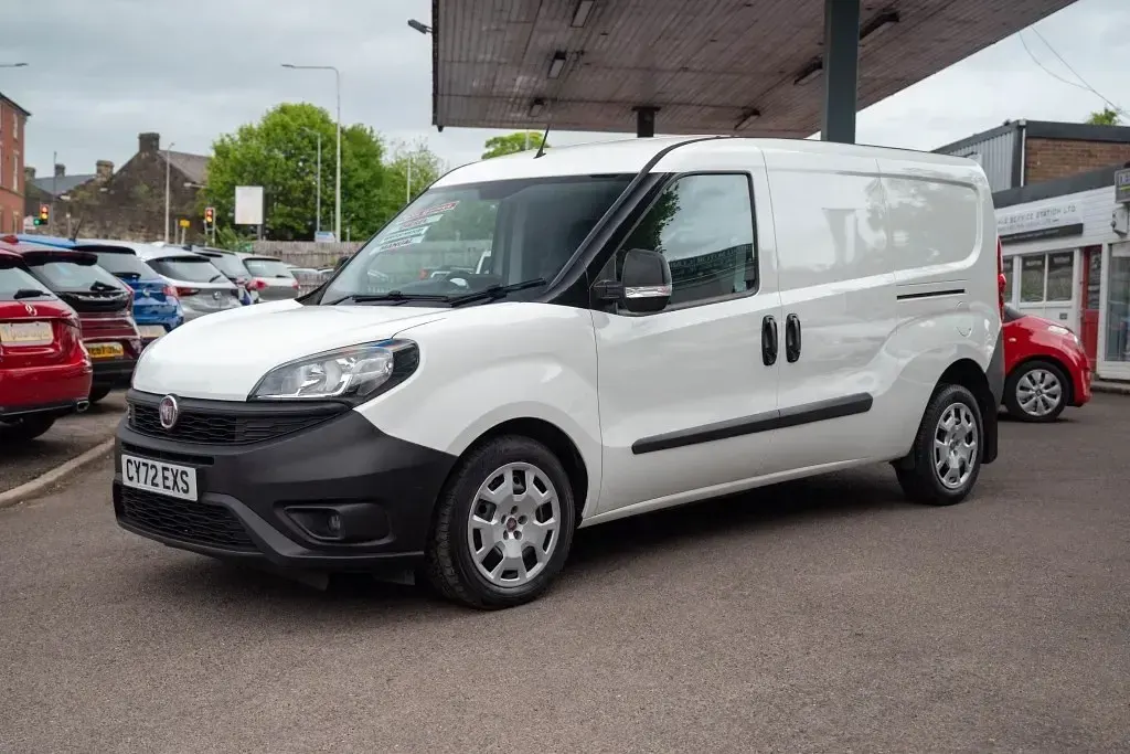 Used Fiat Doblò 2023 White MPV