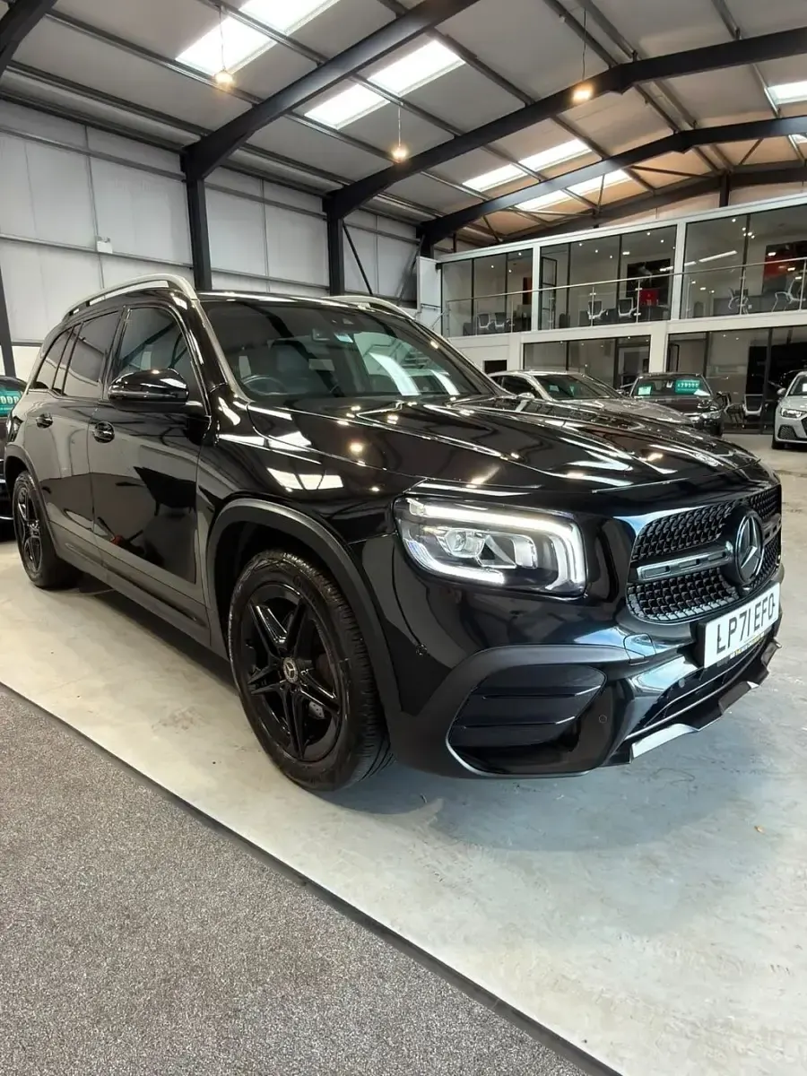Used Mercedes GLB200 AMG Line Premium 163 HP (119 kW) 2022 Black SUV