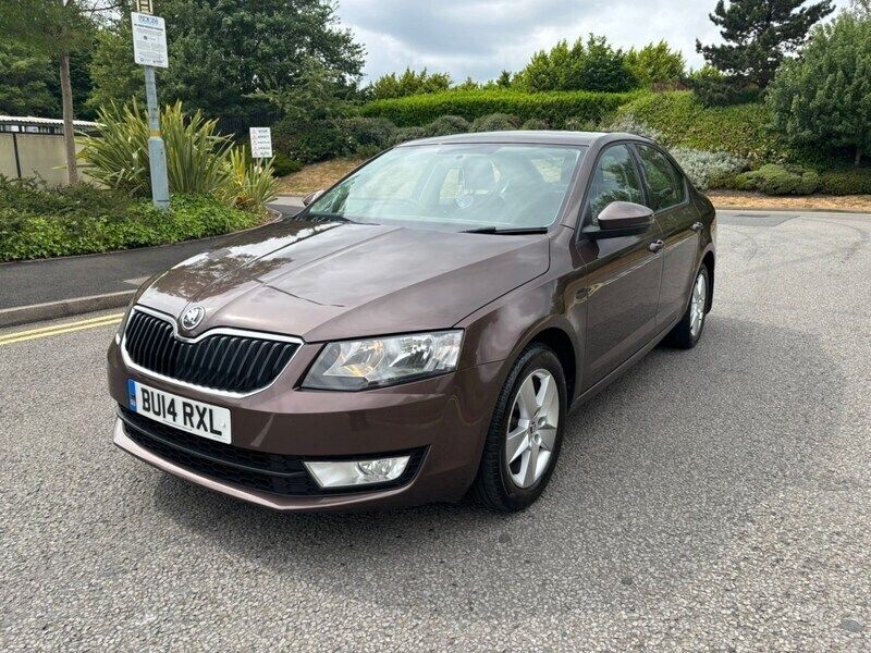 Brown Used 2014 Skoda Octavia SE Hatchback | £3,299 - Image 1/4